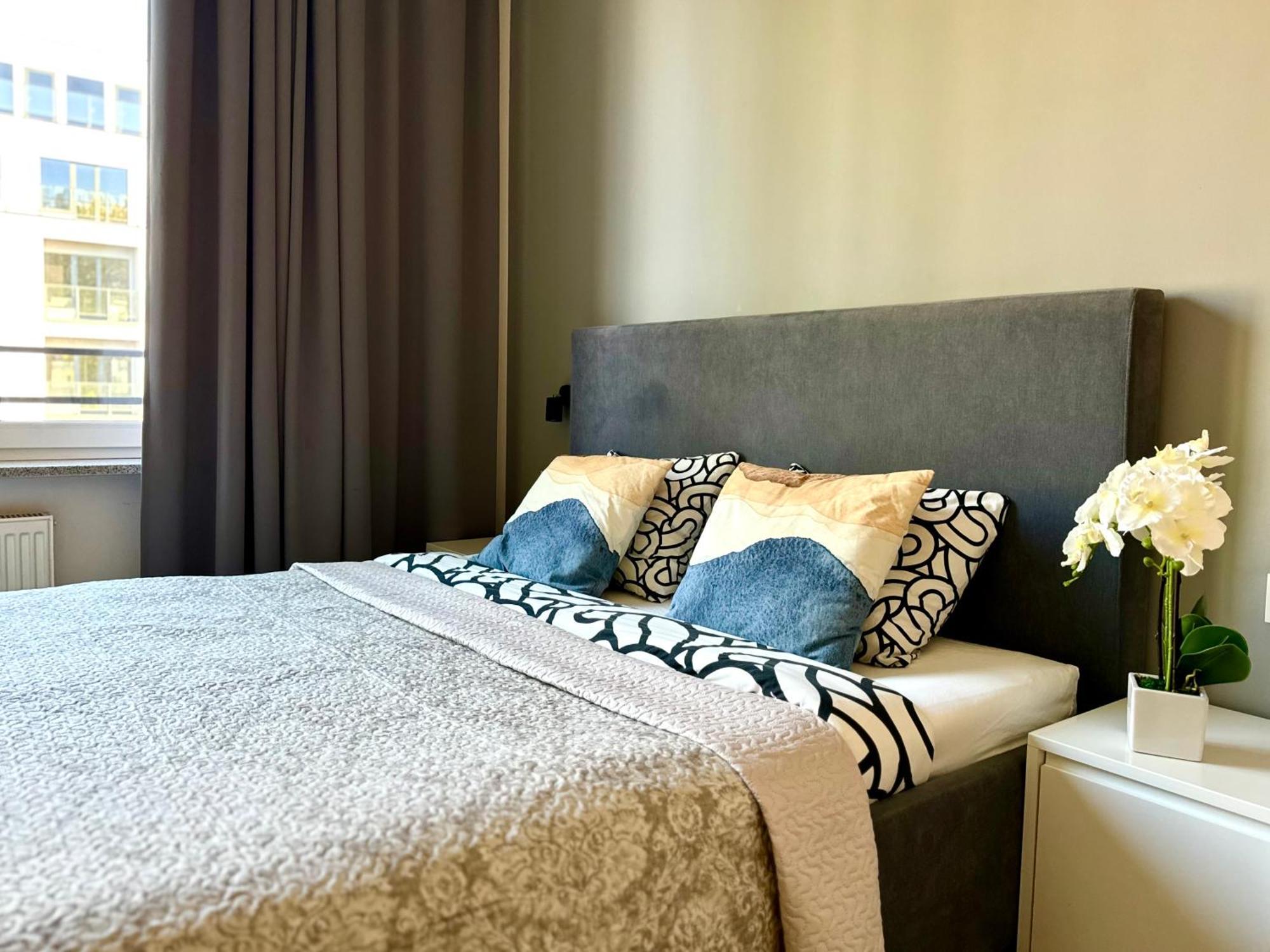 Апартаменты K22 Apart In Warsaw Slawinska 505 Экстерьер фото
