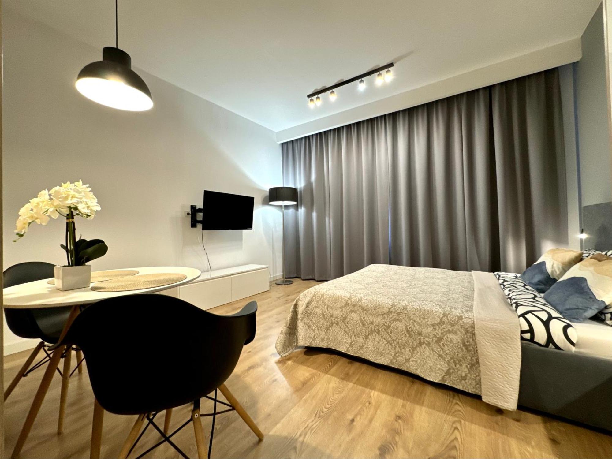 Апартаменты K22 Apart In Warsaw Slawinska 505 Экстерьер фото