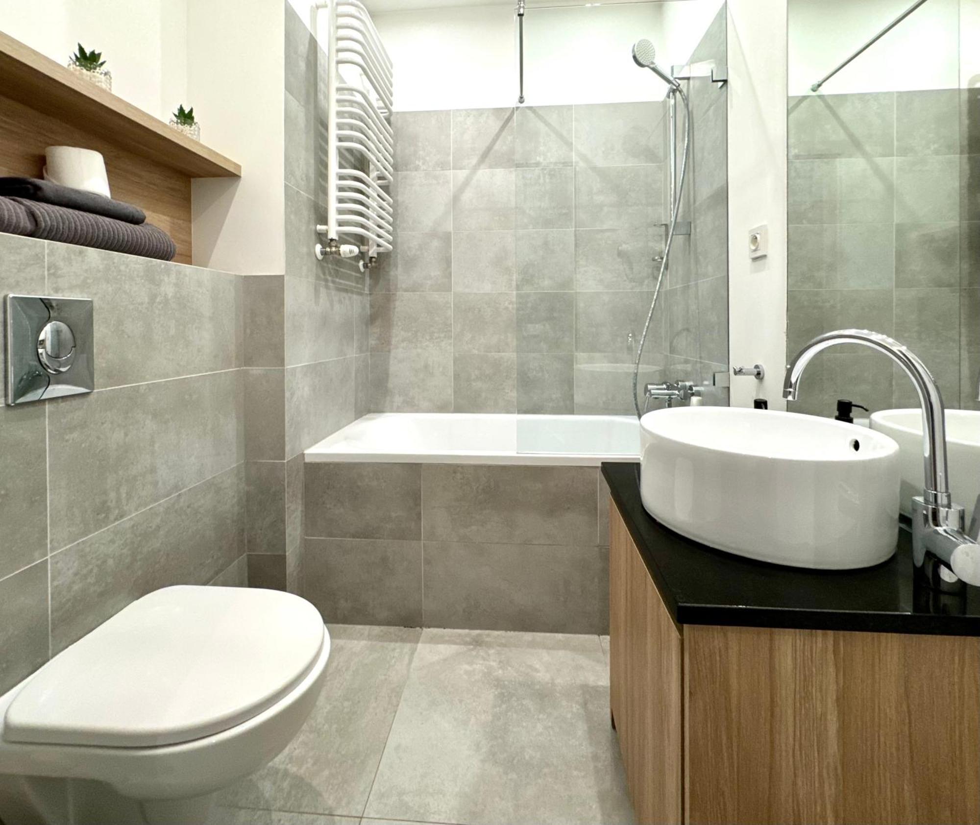 Апартаменты K22 Apart In Warsaw Slawinska 505 Экстерьер фото